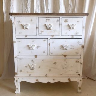 LAURA ASHLEY(収納家具)のフリマアイテム一覧 LAURA ASHLEY(収納家具)のフリマアイテム一覧