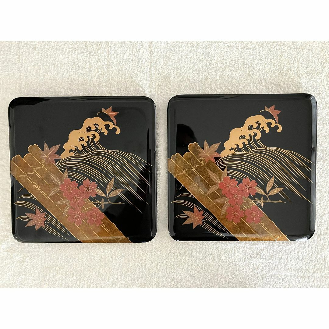 宮内庁御用達 漆器 山田平安堂 四段重 花筏蒔絵 宮内庁御用達 漆器 山田平安堂 四段重 花筏蒔絵