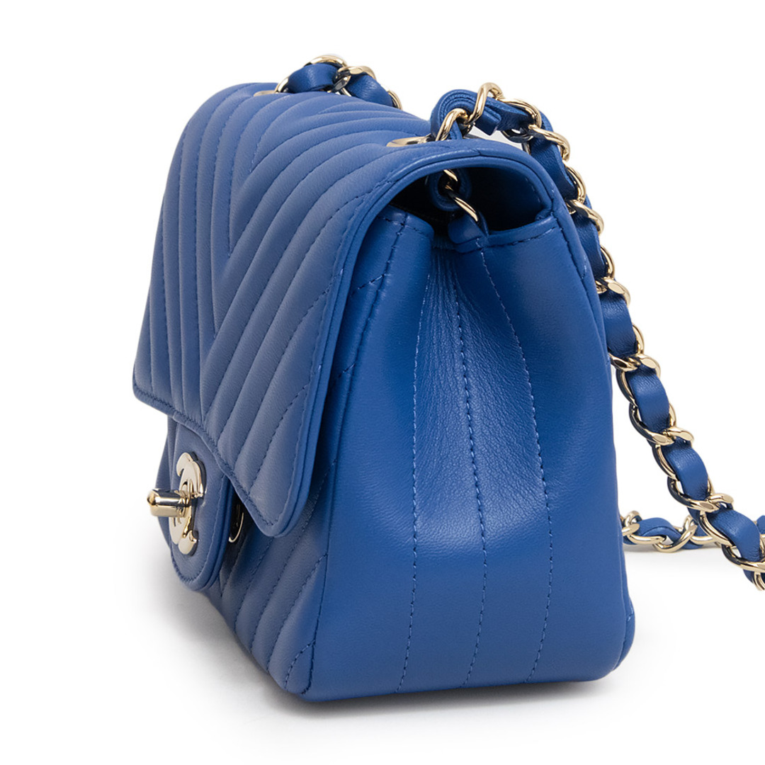 CHANEL - シャネル ココマーク シェブロン Vステッチ ミニ CHANEL - シャネル ココマーク シェブロン Vステッチ ミニ