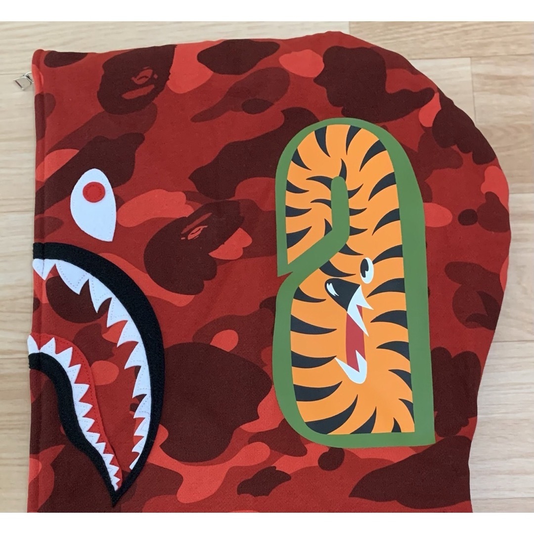 A BATHING APE - ☆激レア☆未使用☆ レッドカモ シャーク A BATHING APE - ☆激レア☆未使用☆ レッドカモ シャーク