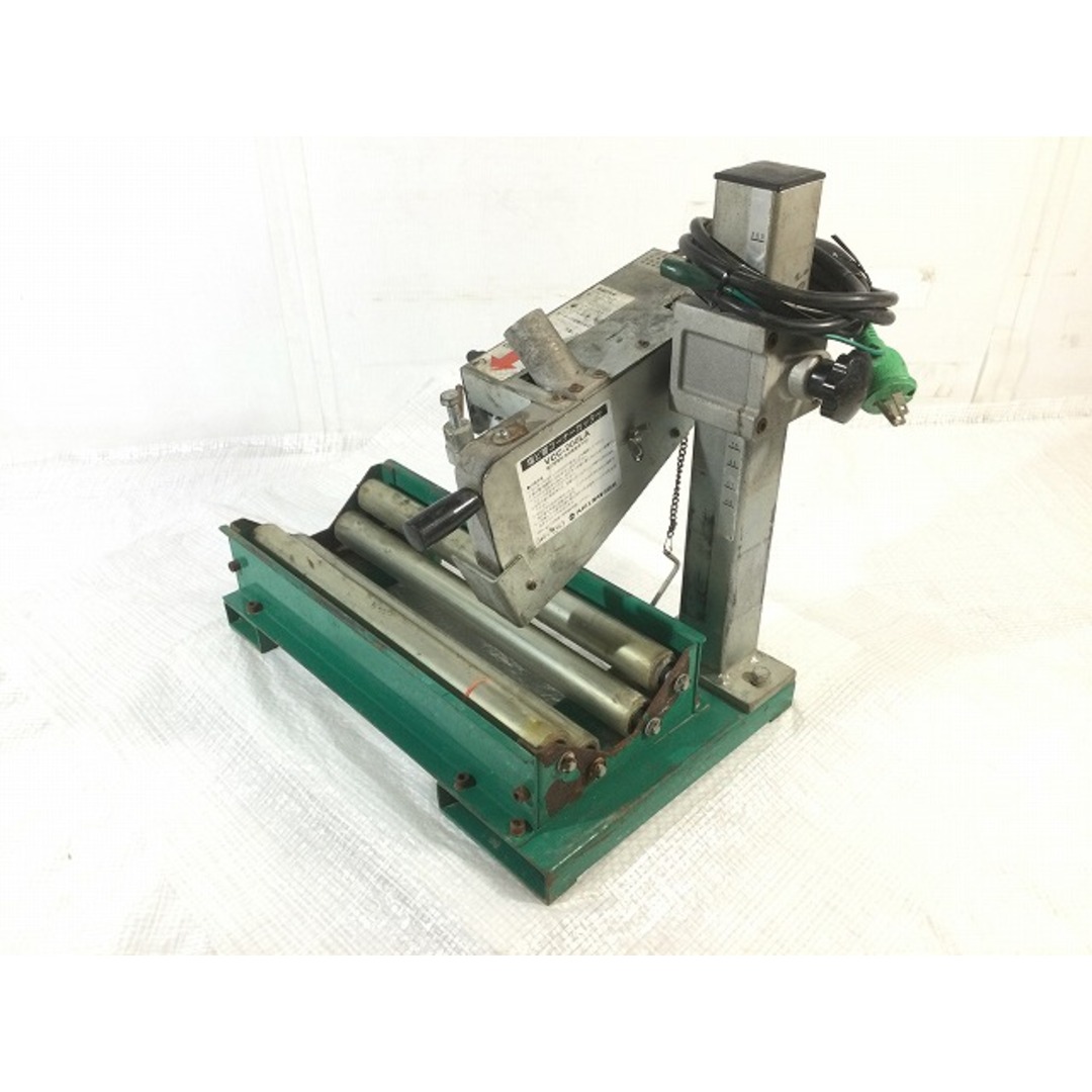 ☆中古品☆OMI 大見工業 100V 塩ビ管コーナーカッター VCC-200LA ☆中古品☆OMI 大見工業 100V 塩ビ管コーナーカッター VCC-200LA
