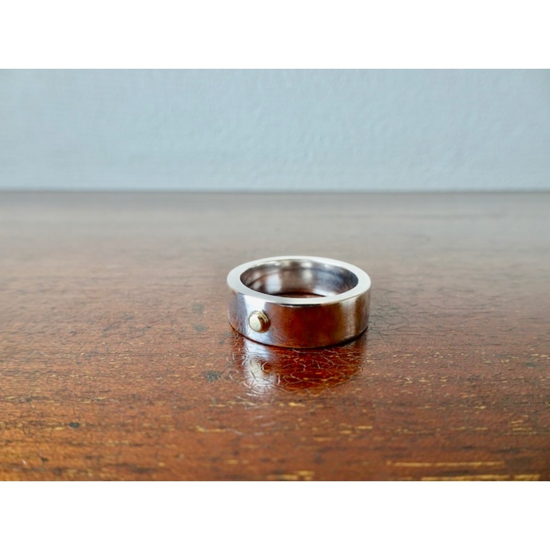 仁尾彫金『k18一粒万倍、幅7mm、プラチナ平打リング』ハンドメイド302b