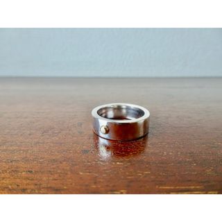 仁尾彫金『k18一粒万倍、幅7mm、プラチナ平打リング』ハンドメイド302b(リング(指輪))