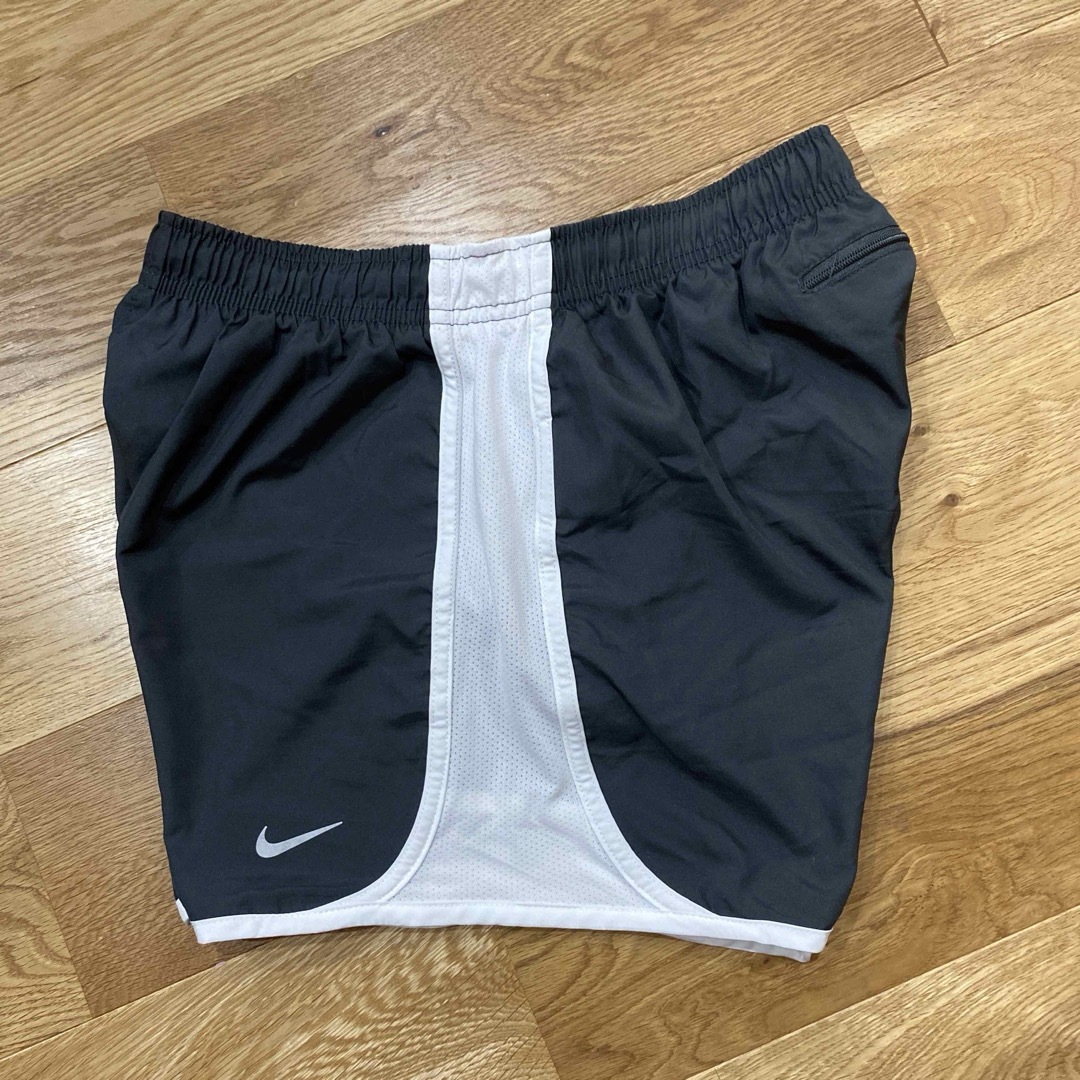 NIKE - NIKE ナイキ ランニングパンツ レディース L ブラックの NIKE - NIKE ナイキ ランニングパンツ レディース L ブラックの