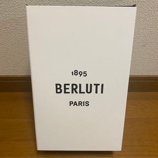BERLUTI(ショップ袋)のフリマアイテム一覧 BERLUTI(ショップ袋)のフリマアイテム一覧