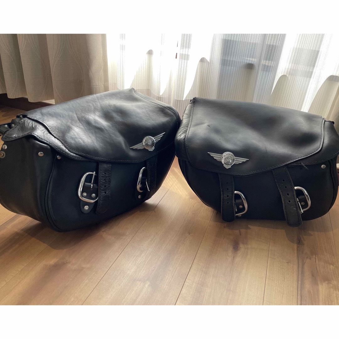 Harley Davidson - 【ハーレー純正】本革サイドバッグ左右セット Harley Davidson - 【ハーレー純正】本革サイドバッグ左右セット