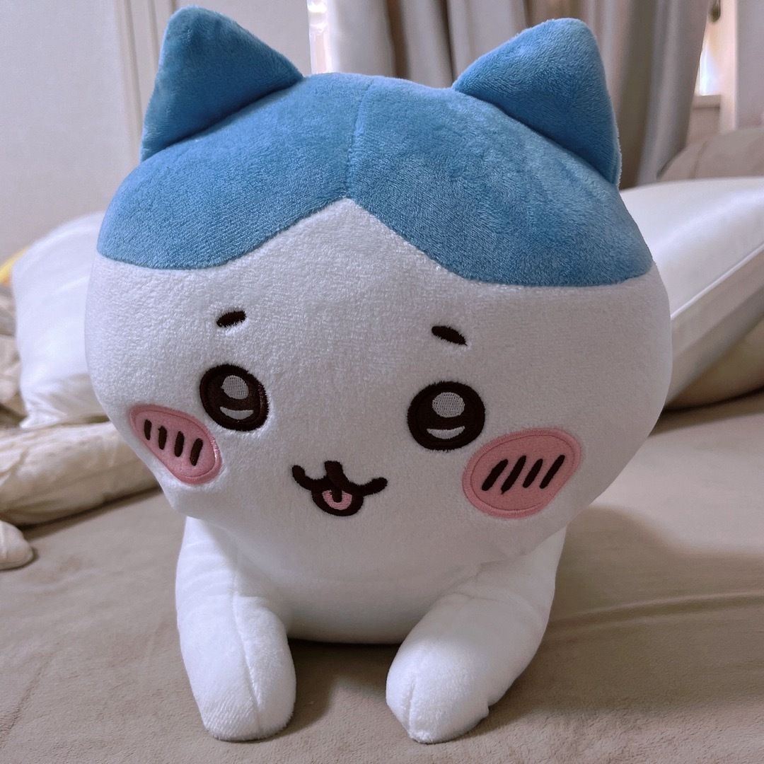 ちいかわ(チイカワ)の【ちいかわ】スフィンクスなハチワレ BIGぬいぐるみ エンタメ/ホビーのおもちゃ/ぬいぐるみ(キャラクターグッズ)の商品写真