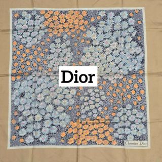 Christian Dior(バンダナ/スカーフ ・ グレー/灰色系)のフリマ Christian Dior(バンダナ/スカーフ ・ グレー/灰色系)のフリマ