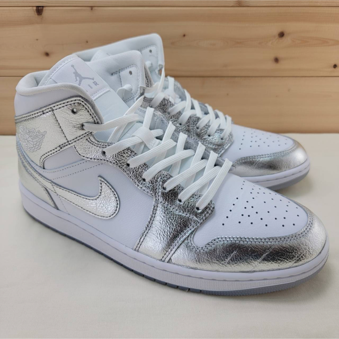 NIKE - ナイキ ウィメンズ エアジョーダン1 ミッド SE NIKE - ナイキ ウィメンズ エアジョーダン1 ミッド SE