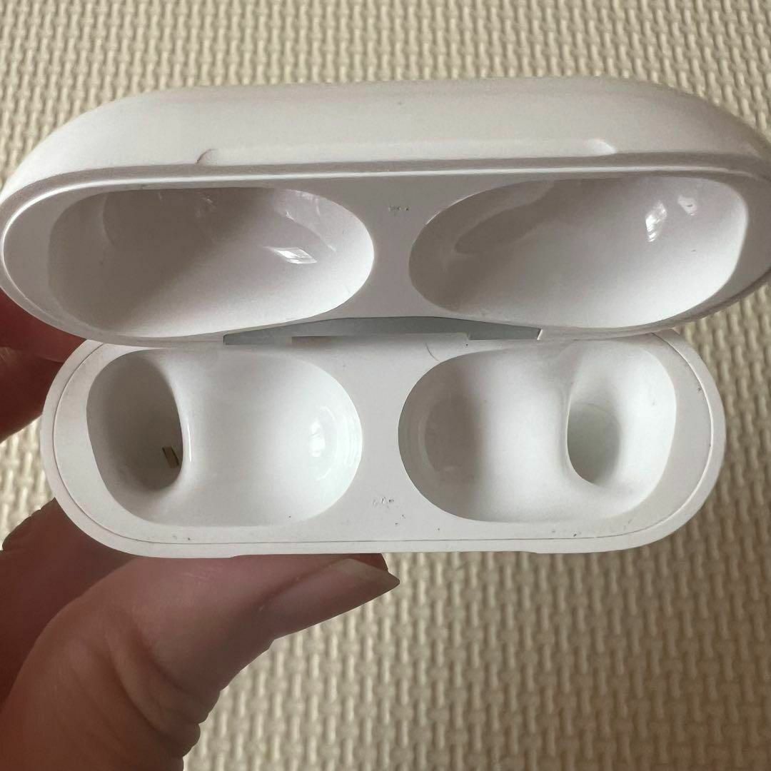 純正品 Apple AirPods ワイヤレスイヤホン イヤホン 第一世代 純正品 Apple AirPods ワイヤレスイヤホン イヤホン 第一世代