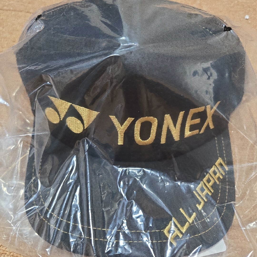 YONEX - YONEXキャップ黒×金の通販 by こなくん's shop YONEX - YONEXキャップ黒×金の通販 by こなくん's shop