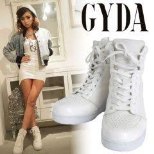 GYDA - 値下げ!ジェイダ インヒール スニーカー 厚底 ホワイト GYDA - 値下げ!ジェイダ インヒール スニーカー 厚底 ホワイト