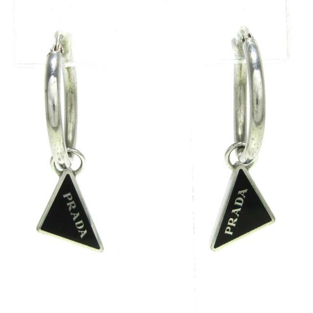 PRADA - PRADA(プラダ) ピアス トライアングルロゴ シルバー 黒 PRADA - PRADA(プラダ) ピアス トライアングルロゴ シルバー 黒