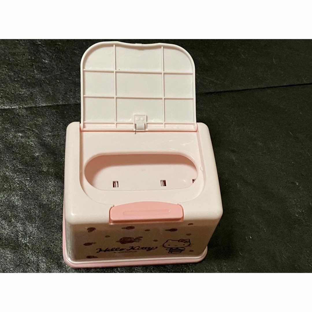 ハローキティ - ウェットティッシュケースの通販 by まま ハローキティ - ウェットティッシュケースの通販 by まま