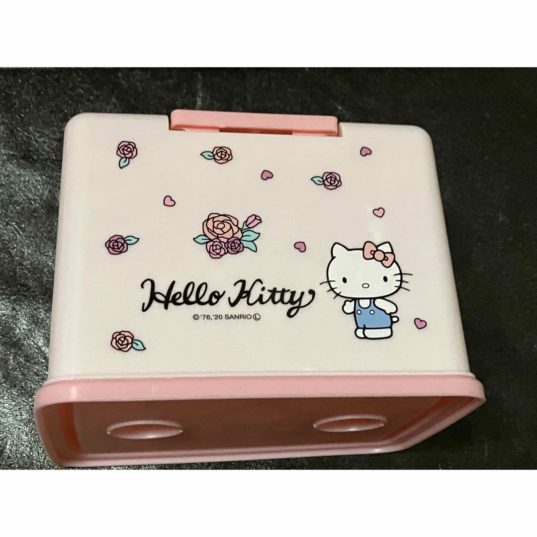 ハローキティ - ウェットティッシュケースの通販 by まま ハローキティ - ウェットティッシュケースの通販 by まま