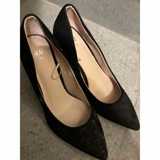 H&M(ハイヒール/パンプス ・ ブラック/黒色系)のフリマ H&M(ハイヒール/パンプス ・ ブラック/黒色系)のフリマ