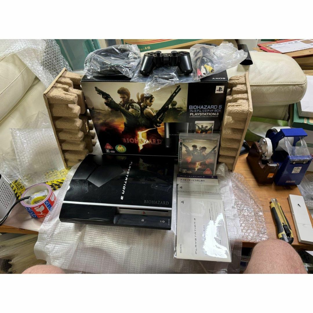 PS3 本体 バイオハザード5 限定版 80Gb コントローラ1欠 その他 PS3 本体 バイオハザード5 限定版 80Gb コントローラ1欠 その他