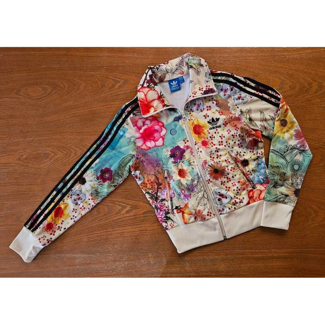 adidas - 希少 adidas アディダス BOTANICAL 花柄 ファーム adidas - 希少 adidas アディダス BOTANICAL 花柄 ファーム