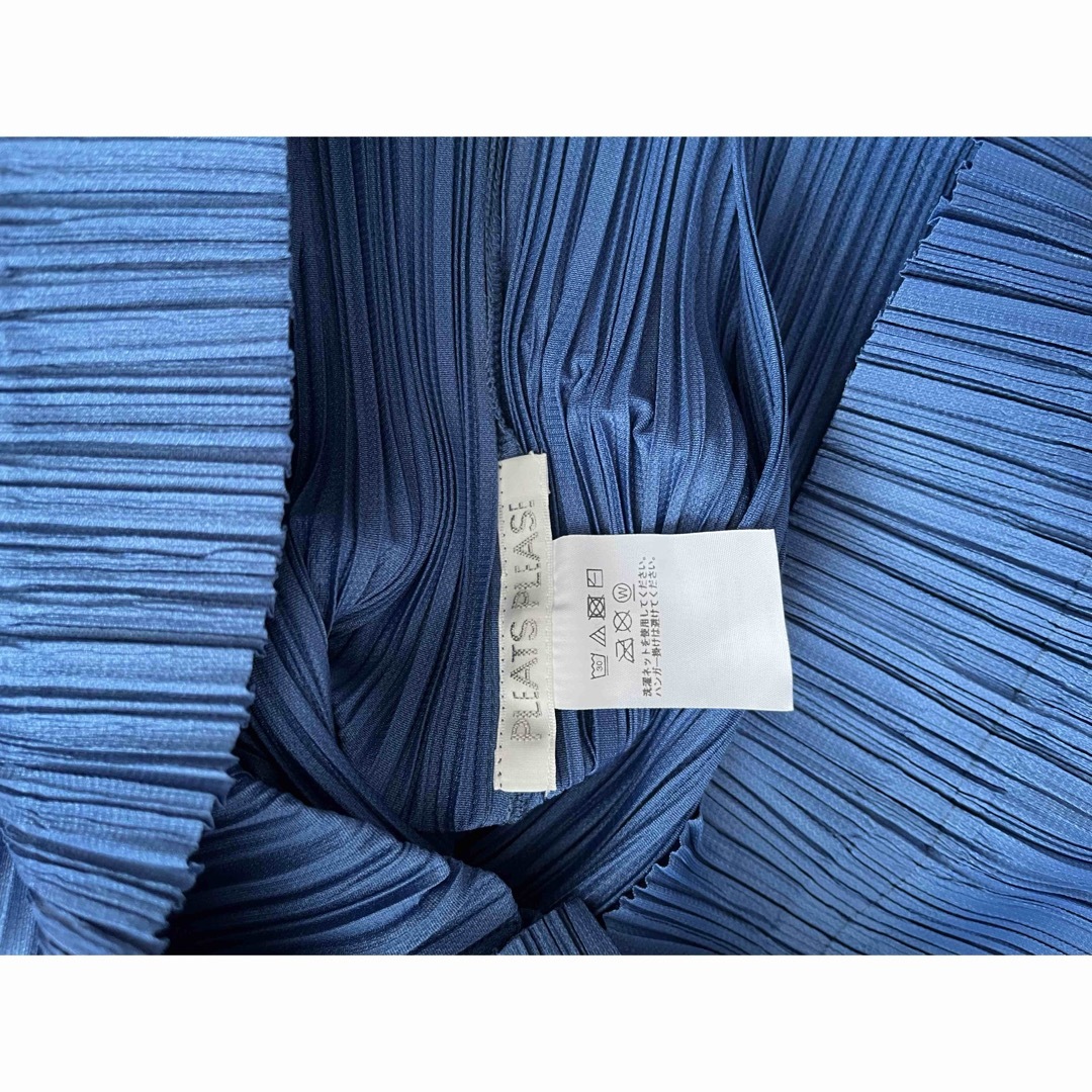 PLEATS PLEASE ISSEY MIYAKE - 8月限定品・EXPLOREプリーツ PLEATS PLEASE ISSEY MIYAKE - 8月限定品・EXPLOREプリーツ