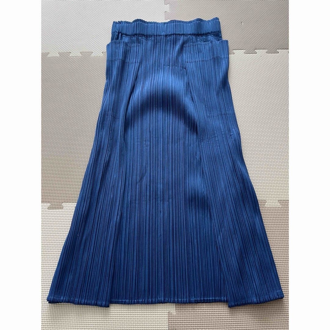 PLEATS PLEASE ISSEY MIYAKE - 8月限定品・EXPLOREプリーツ PLEATS PLEASE ISSEY MIYAKE - 8月限定品・EXPLOREプリーツ