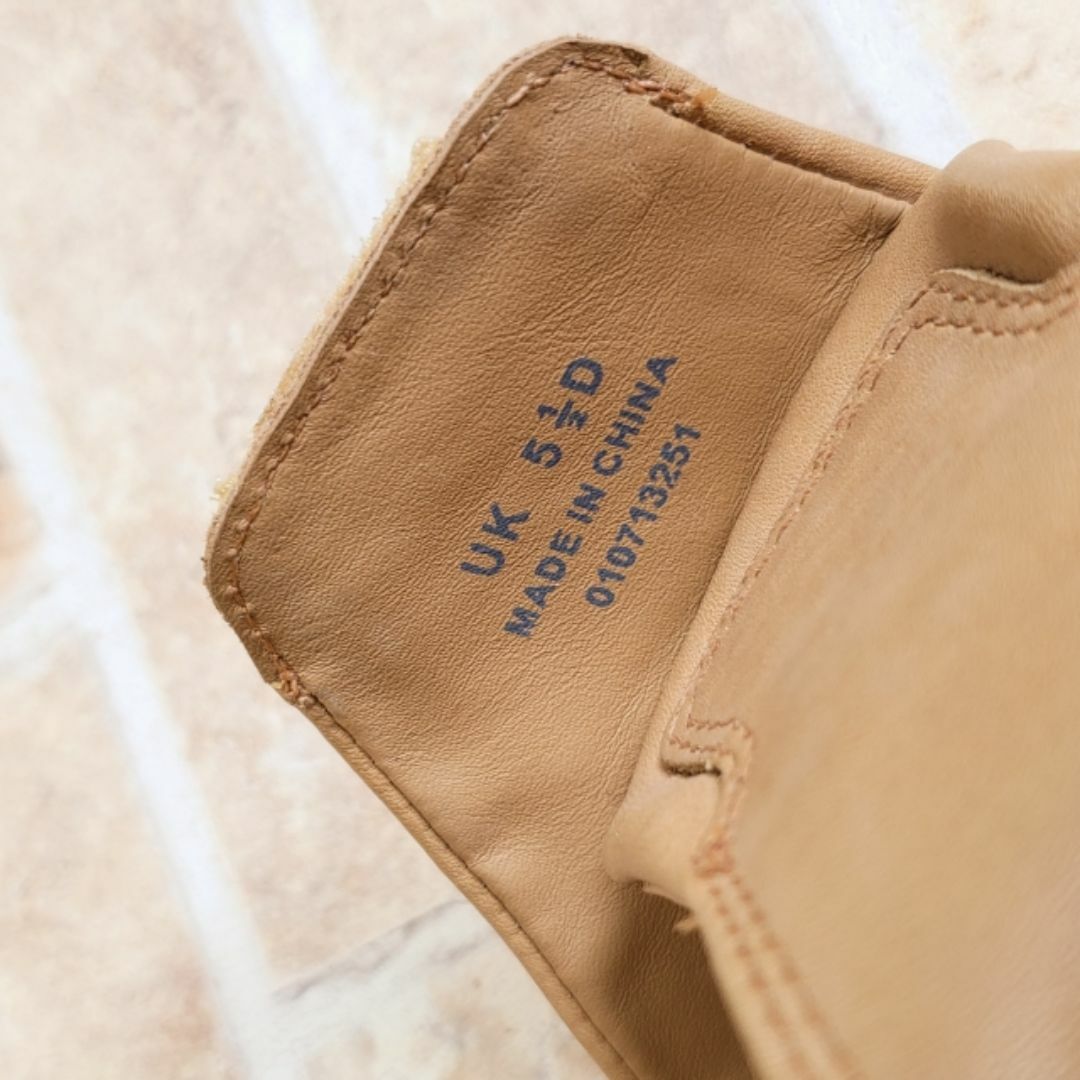 Clarks - Clarks クラークス ☆ レザー ストラップ サンダル 5.5 Clarks - Clarks クラークス ☆ レザー ストラップ サンダル 5.5