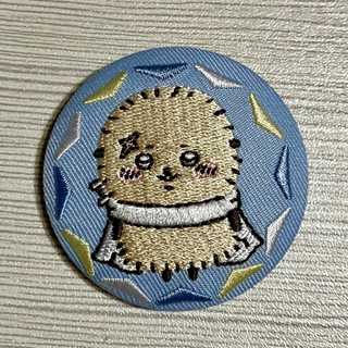 ちいかわ 刺繍缶バッジBiscuit ラッコ　食玩(バッジ/ピンバッジ)