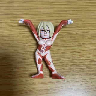 【新品未使用】進撃の巨人　ペンおき　女型の巨人　アニ　カプセルトイ(キャラクターグッズ)