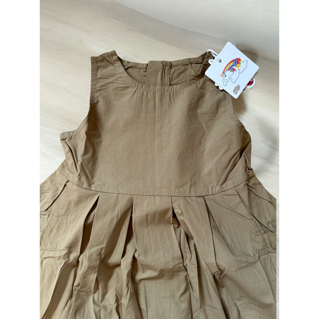 ノースリーブワンピース ワンピ かわいい 夏 韓国 新品 カーキ 90 女の子  キッズ/ベビー/マタニティのキッズ服女の子用(90cm~)(ワンピース)の商品写真