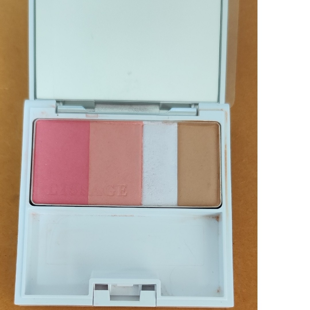 Kanebo(カネボウ)のカネボウ チーク 2個セット PK-1(ケース入り)とレフィルOR-1 コスメ/美容のベースメイク/化粧品(フェイスカラー)の商品写真