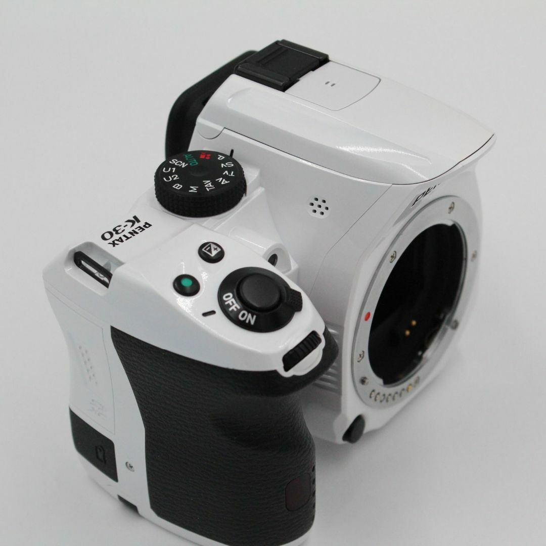 ☆新品級☆ PENTAX ペンタックス K-30 ボディ クリスタルホワイト ☆新品級☆ PENTAX ペンタックス K-30 ボディ クリスタルホワイト