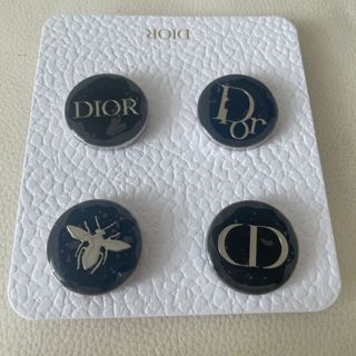 クリスチャンディオール(Christian Dior)のノベルティ　ピンバッジ(ノベルティグッズ)