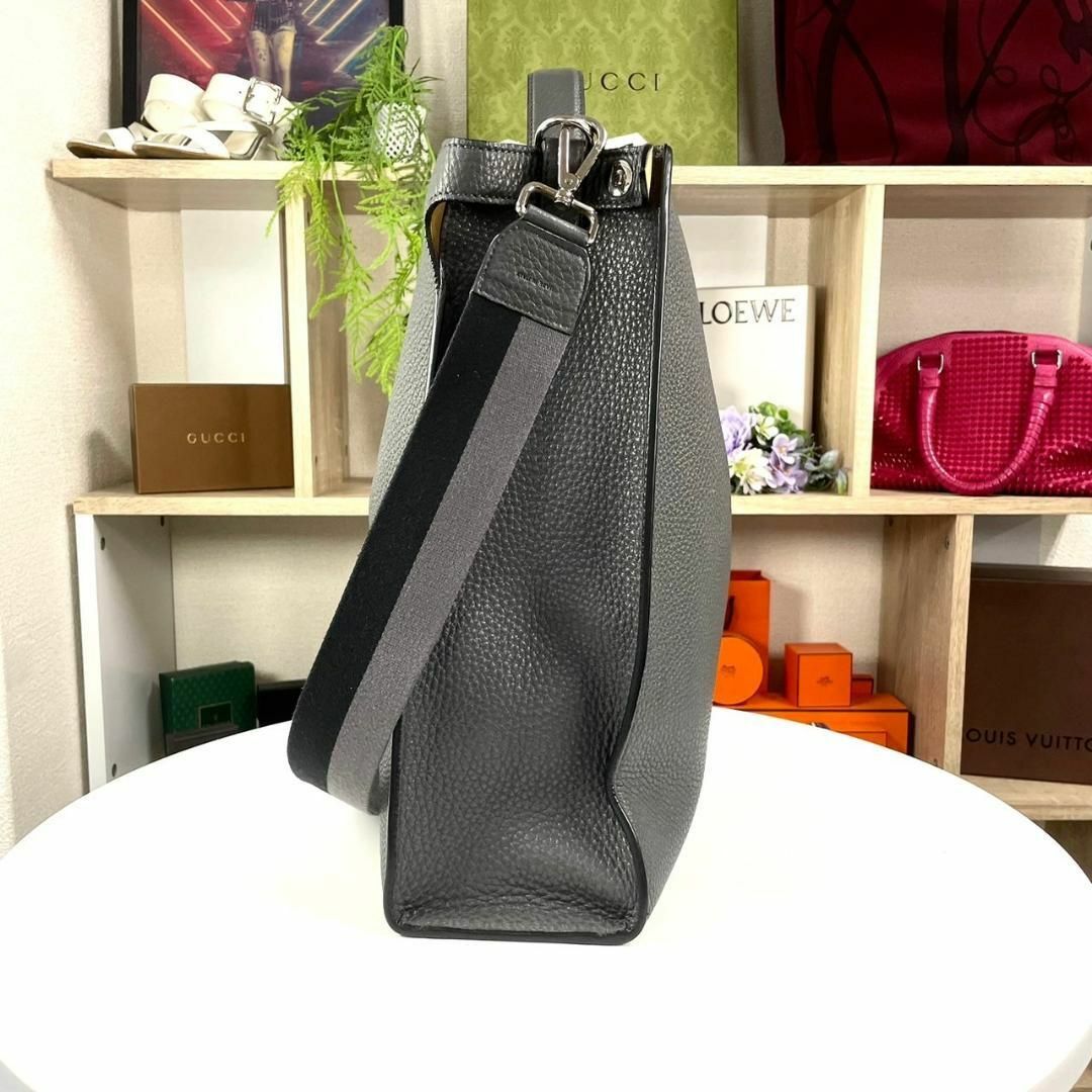 FENDI - 超美品 FENDI ピーカブー エックスライト フィット FENDI - 超美品 FENDI ピーカブー エックスライト フィット