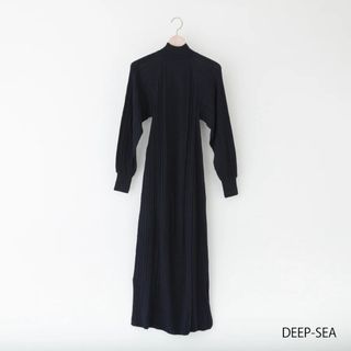 NETENE. フィーカ ランダムリブニットワンピース(ロングワンピース/マキシワンピース)
