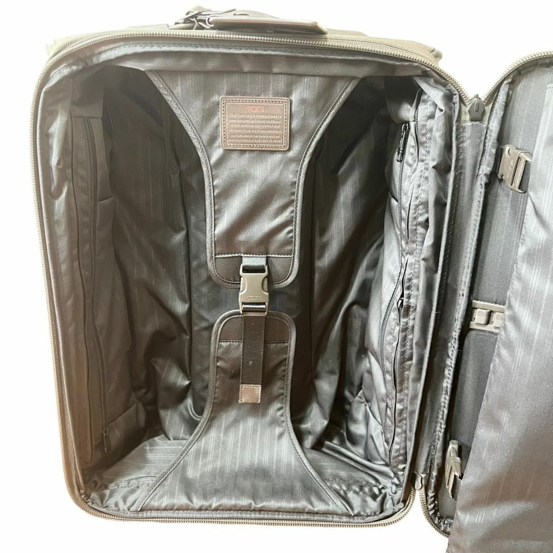 TUMI - 【希少】TUMI ships キャリーケース 迷彩 カモフラ TUMI - 【希少】TUMI ships キャリーケース 迷彩 カモフラ