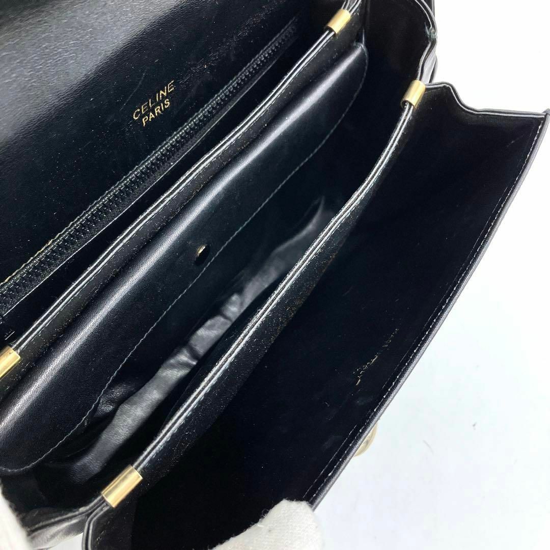 CELINE】ショルダーバッグ Cロゴ馬車金具 レザー ブラック CELINE】ショルダーバッグ Cロゴ馬車金具 レザー ブラック