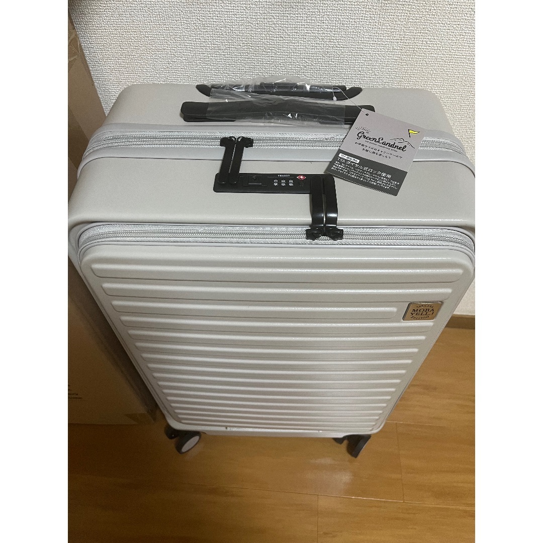 新品未使用 キャリーケース 60L(65L) 3〜6泊用の通販 by ぴょ子