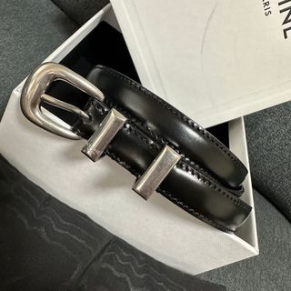 CELINE(ベルト ・ シルバー/銀色系)のフリマアイテム一覧 CELINE(ベルト ・ シルバー/銀色系)のフリマアイテム一覧