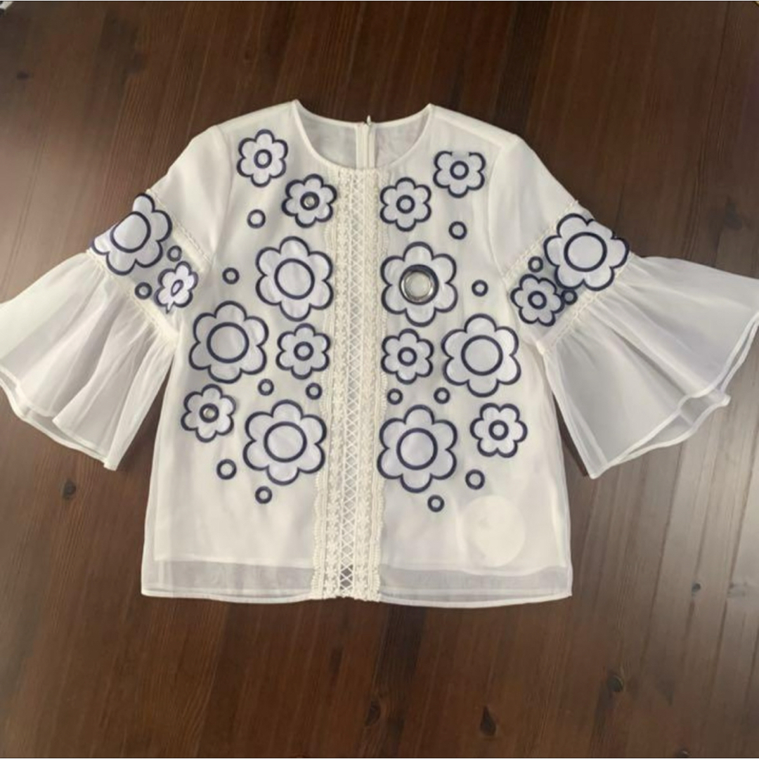 Chesty - 【新品】チェスティ　オーガンジー花柄ブラウス