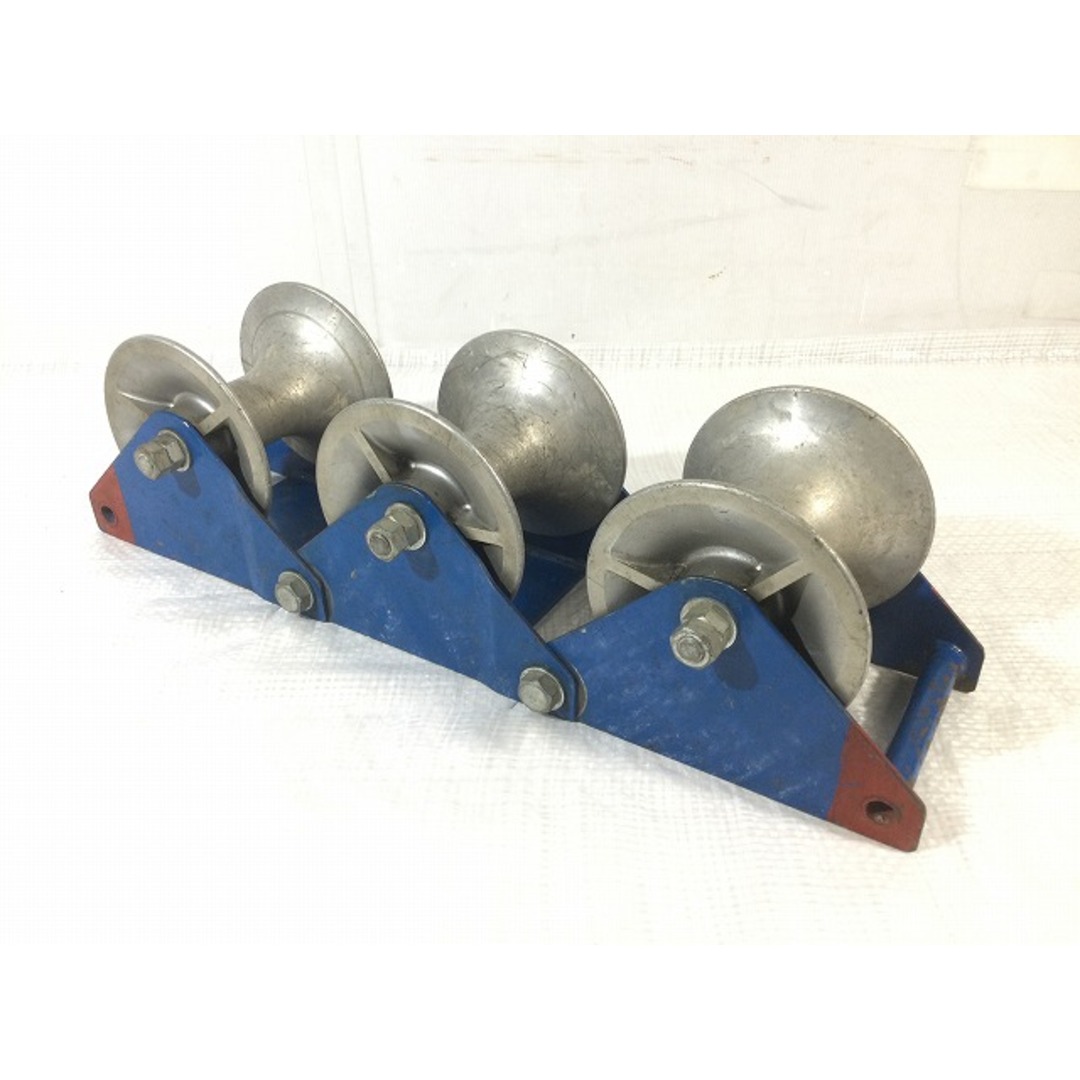 ☆中古品☆DAIWA ダイワ製作所 布設用ローラー 50TR アルミ3連 ☆中古品☆DAIWA ダイワ製作所 布設用ローラー 50TR アルミ3連