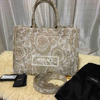 VERSACE(トートバッグ)のフリマアイテム一覧 VERSACE(トートバッグ)のフリマアイテム一覧