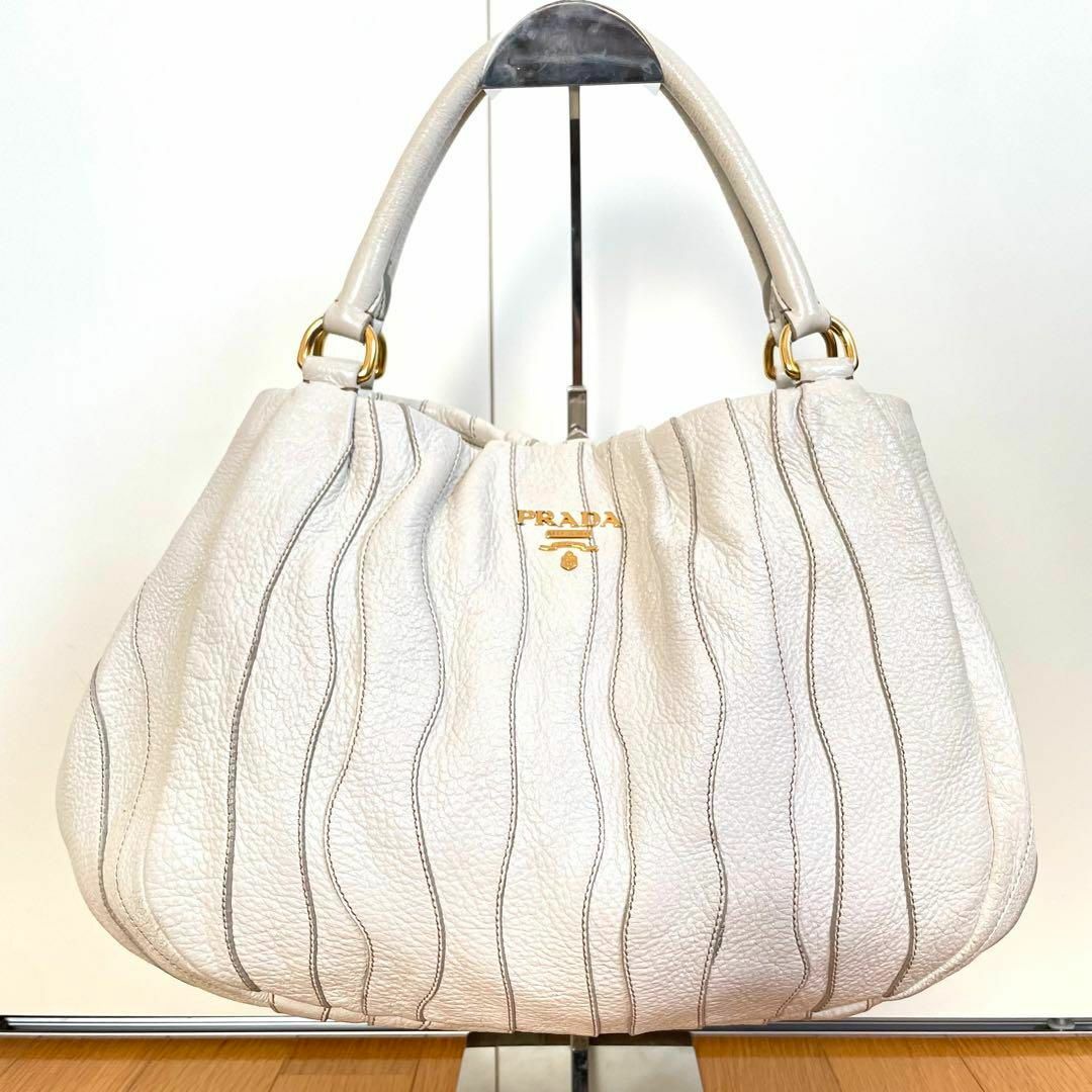 MARY QUANT フリルスクエアトートSバッグ アイボリー ホワイト MARY QUANT フリルスクエアトートSバッグ アイボリー ホワイト