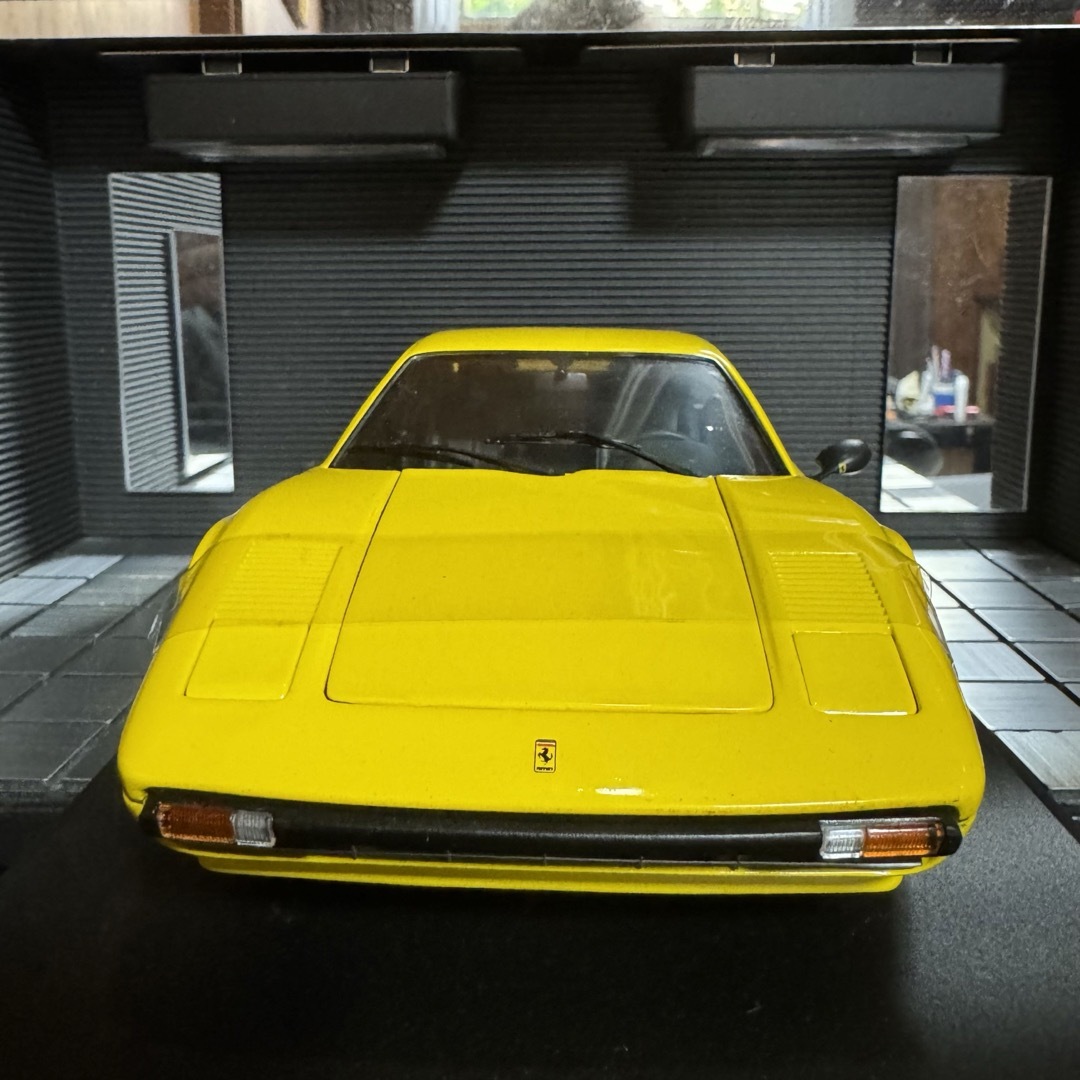 京商 - 絶版未展示品 京商 1/18 フェラーリ 308GTB 1976 京商 - 絶版未展示品 京商 1/18 フェラーリ 308GTB 1976