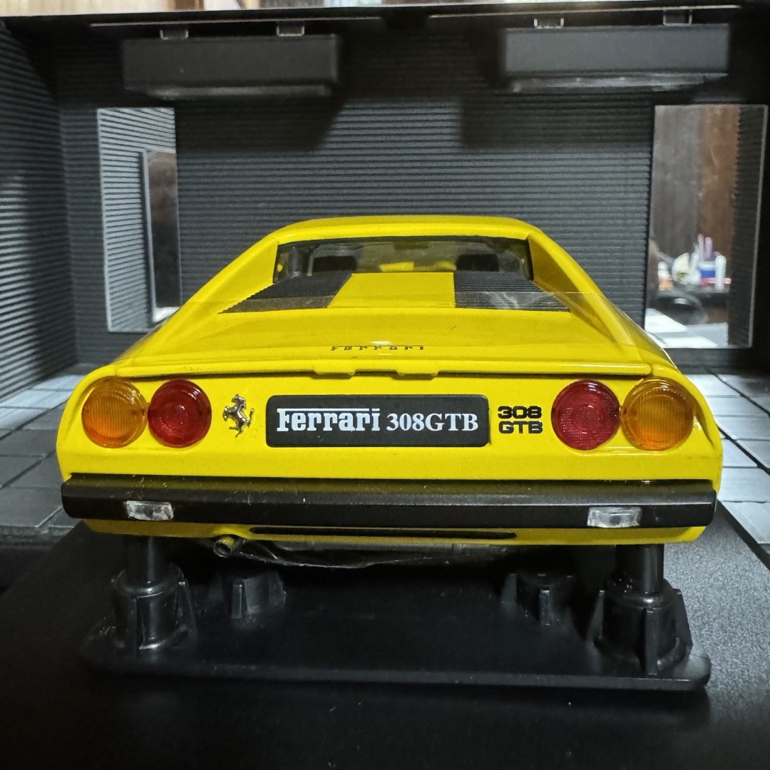 絶版未展示品 京商 1/18 フェラーリ 308GTB 1976 イエロー 絶版未展示品 京商 1/18 フェラーリ 308GTB 1976 イエロー