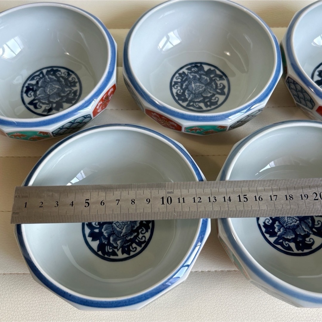波佐見焼 林九郎窯 金彩古伊万里 亀甲紋 中鉢 5枚セット 染錦 波佐見焼 林九郎窯 金彩古伊万里 亀甲紋 中鉢 5枚セット 染錦