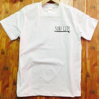 ユナイテッドアスレ(UnitedAthle)の【新品】Mサイズ Tシャツ 白 サーフ ロゴ カリフォルニア シティ半袖 (Tシャツ(半袖/袖なし))