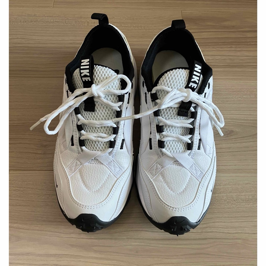 NIKE TC7900 DR7851-100 NIKE TC7900 DR7851-100