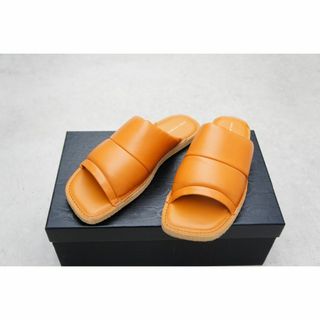 DRIES VAN NOTEN - 美品 22SS ドリスヴァンノッテン フラット DRIES VAN NOTEN - 美品 22SS ドリスヴァンノッテン フラット