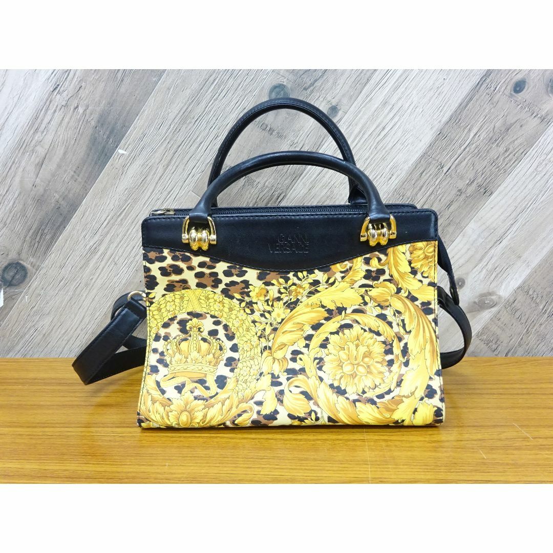 VERSACE - 宇067/ VERSACE バロック レオパード ハンドバッグ PVC