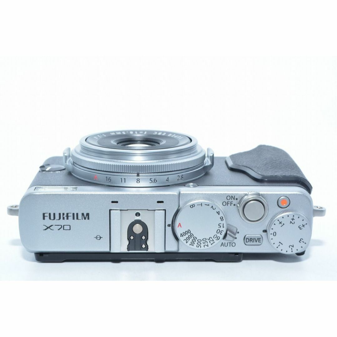 フジフィルム FUJIFILM X70 シルバー フジフィルム FUJIFILM X70 シルバー