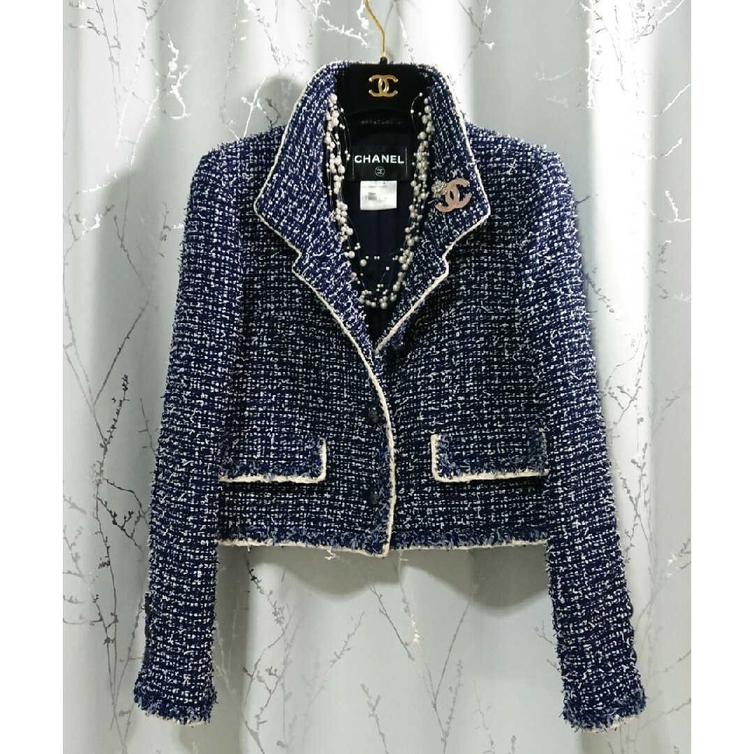 CHANEL - シャネル❤️綺麗なツイード ジャケット❤️CoCoマーク CHANEL - シャネル❤️綺麗なツイード ジャケット❤️CoCoマーク